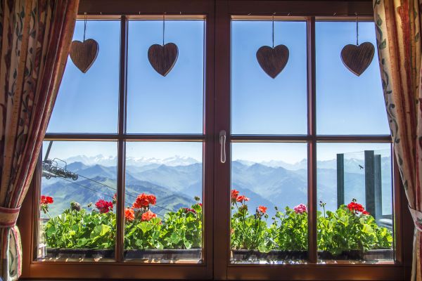 Window Frame Maintenance