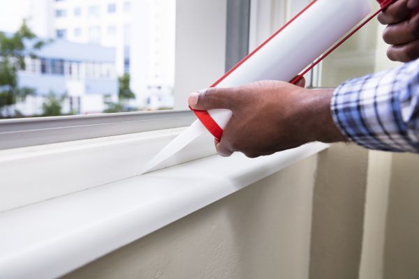 Caulking Service