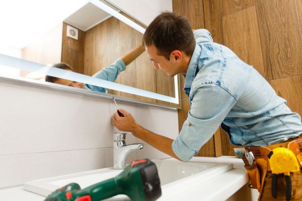 Mirror Fitting