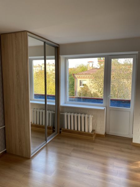 Broken Glass Window Repair