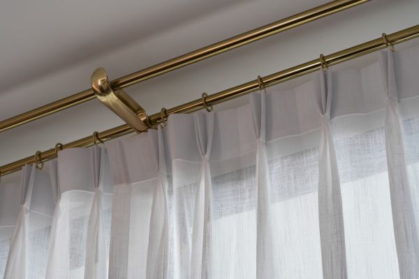 Curtain Rod Hanging