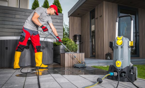 Asphalt Powerwashing