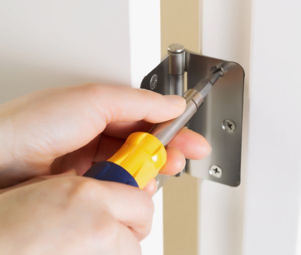 Broken Door Handle Repair
