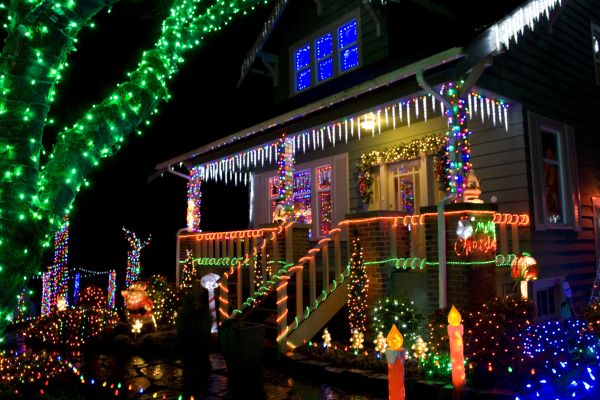 Christmas Decor Installation