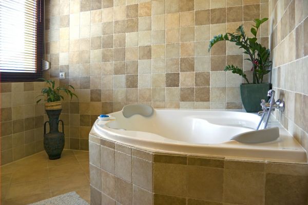Bathtub Caulking