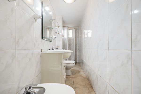Porcelain Tile Removal