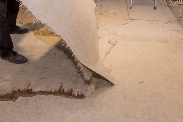 Laminate Tile Removal