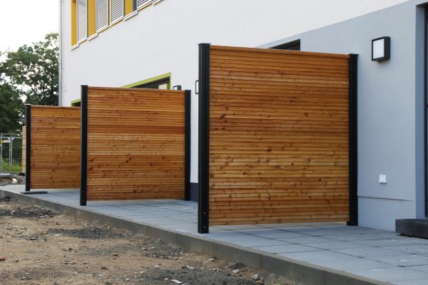 Privacy Screen Mounting