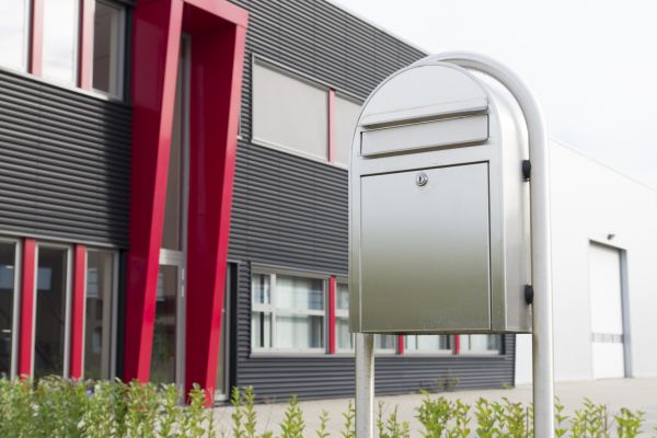 Aluminum Mailbox Placement