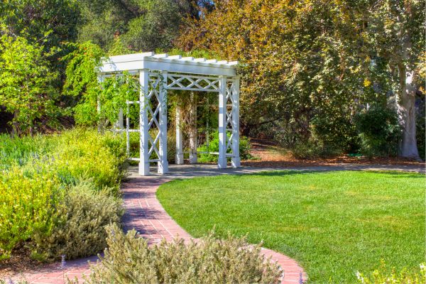 Outdoor Trellis Repair