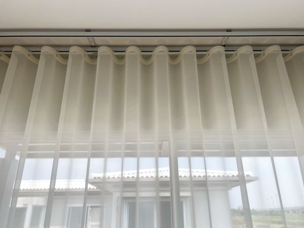 Curtain Hanging Service