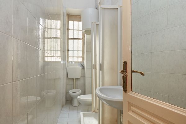 Bathroom Window Repair