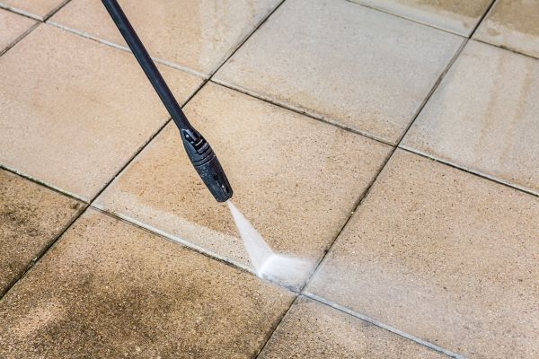 Deck And Patio Cleaning