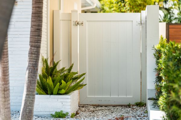 Aluminum Gate Installation