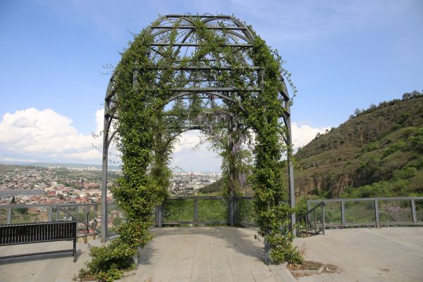 Trellis Gazebo Installation