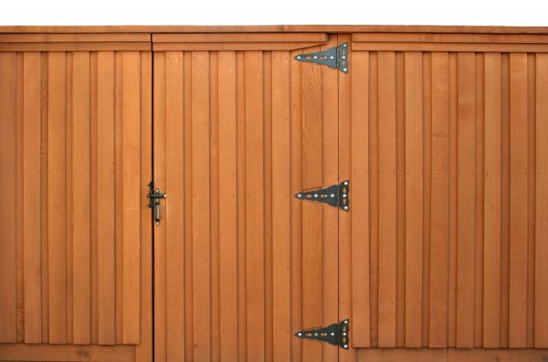 Cedar Gate Mounting